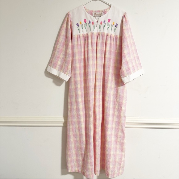stan herman Other - Signature II by Stan Herman Vintage Floral Embroidered Sleep Dress Nightgown